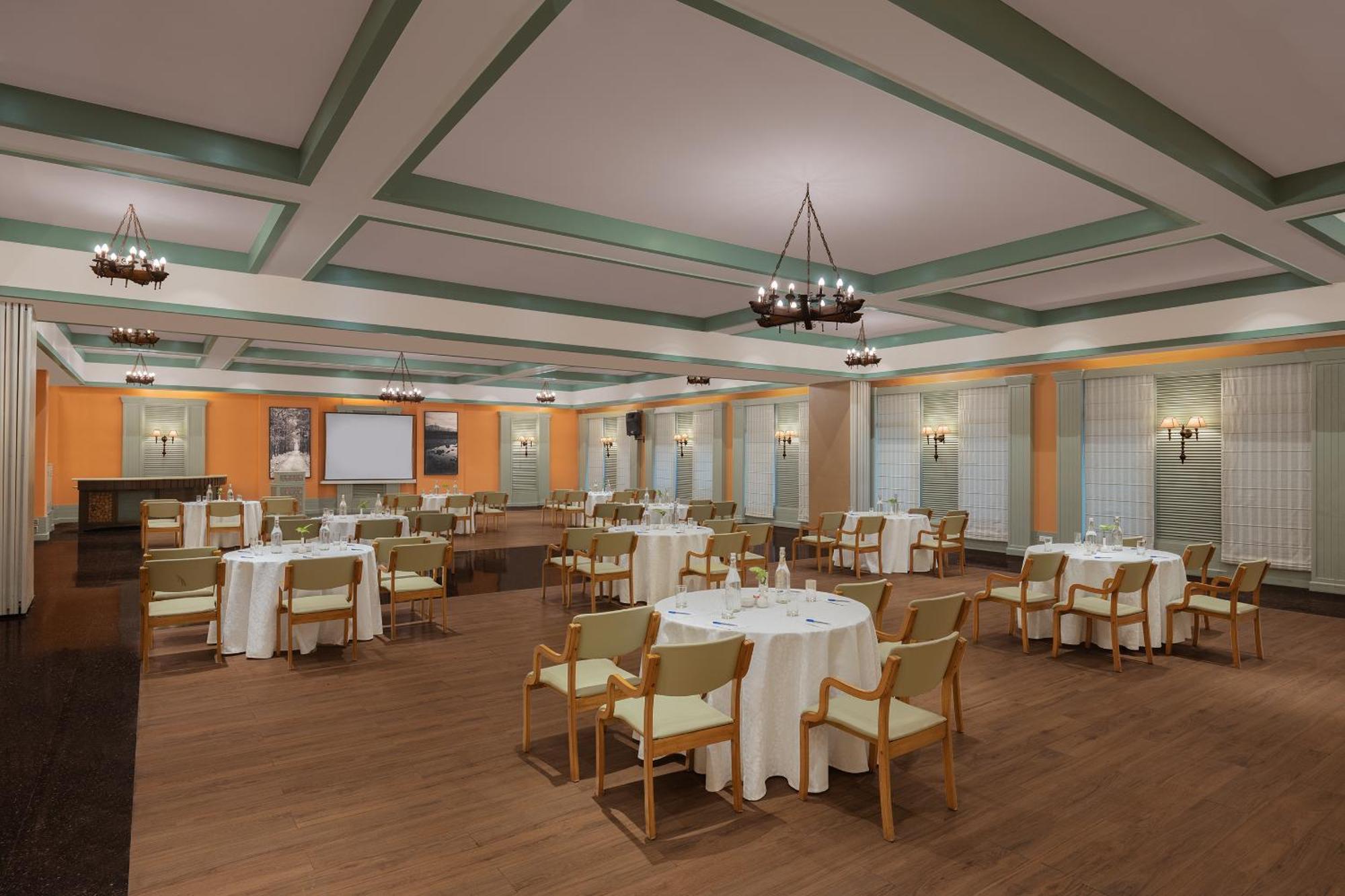 The Riverview Retreat Corbett By Leisure Hotels Garjia Εξωτερικό φωτογραφία
